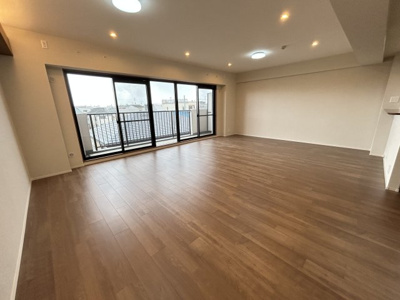 【居間・リビング】 | ディアエスタ・ミオ甲子園一番町 | ２１帖の広々リビングは自然とご家族が集まる空間