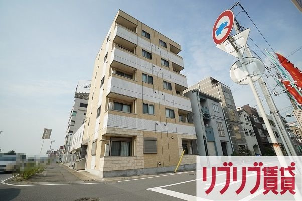 Plumeriaの外観