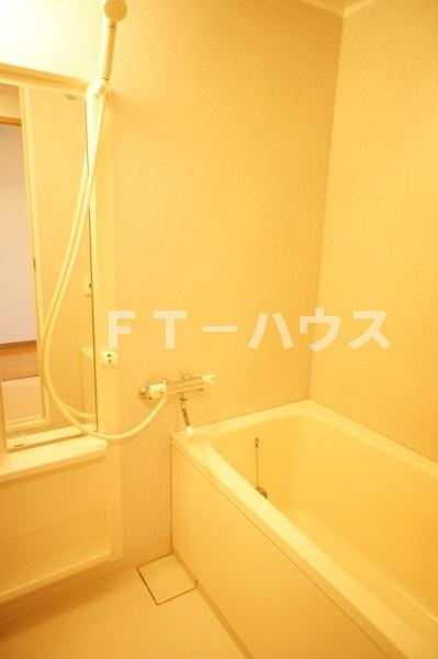 ベルジュヴァーンの浴室