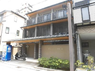 セブンスヘヴン黒門三条の外観