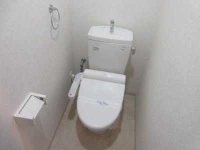 セブンスヘヴン黒門三条のトイレ|温水洗浄便座