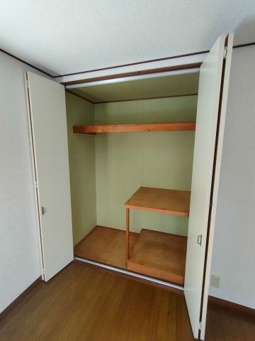 府中メゾネットの収納