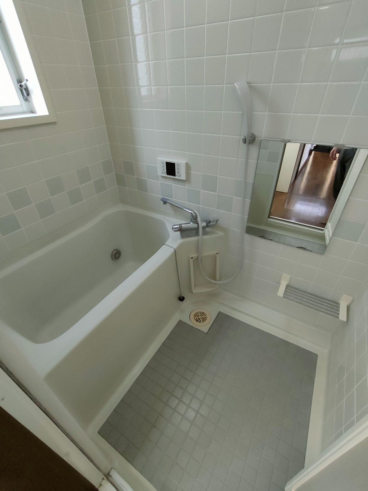 府中メゾネットの浴室