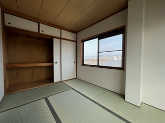 【和室】 | ロイヤル八尾 | 来客時にも便利な和室付き