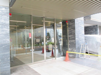 【エントランス】 | グローリオ越谷ステーションタワー