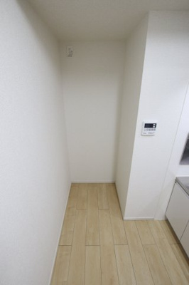 【その他】 | プチフローラ北野田Ⅲ | 冷蔵庫スペース