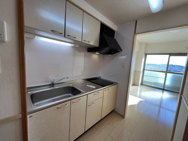R1-Nのキッチン