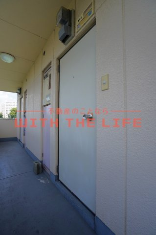 ラミエーヌ【キャッシュバック対象物件】の玄関|落ち着いた玄関です