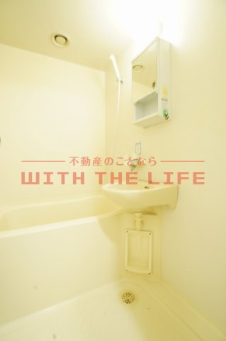 ラミエーヌ【キャッシュバック対象物件】の浴室|きれいなお風呂です