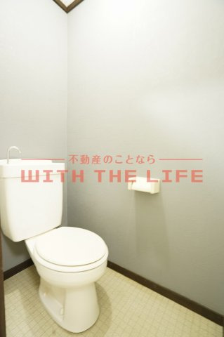 ラミエーヌ【キャッシュバック対象物件】のトイレ|ゆったりとした空間のトイレです