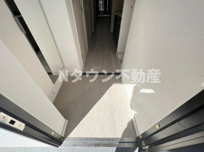 【玄関】 | プレサンス伏見アーバンベース | ゆったりとした玄関です