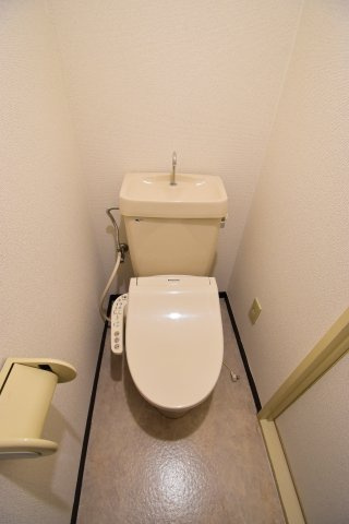 UTレジデンス弁天町のトイレ