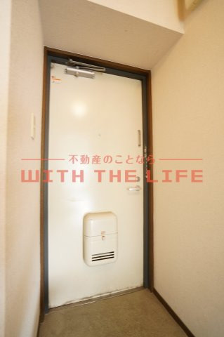 栗木第8ビル【キャッシュバック対象物件】の玄関|ゆったりとした玄関です