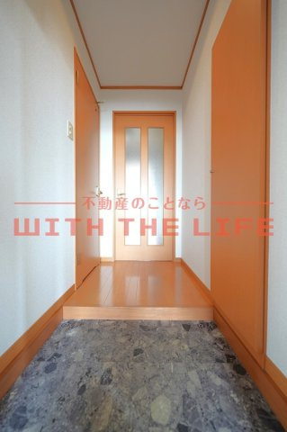 アーバンエル【キャッシュバック対象物件】の玄関|落ち着いた玄関です