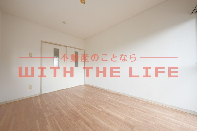 シェル幹【キャッシュバック対象物件】の洋室|個人の部屋や寝室として使える洋室です
