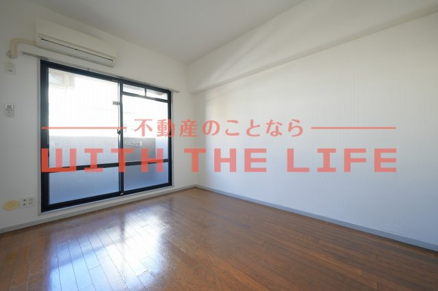 フォルム久留米六ツ門【キャッシュバック対象物件】の居間・リビング|使いやすい居間です