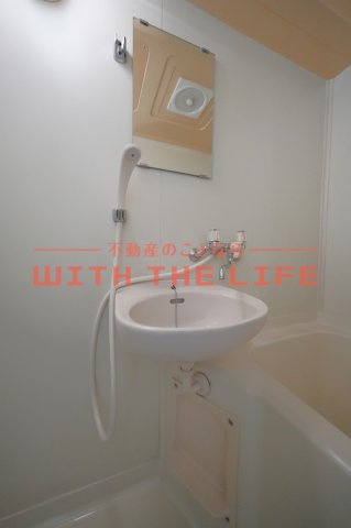 フォルム久留米六ツ門【キャッシュバック対象物件】の独立洗面台|独立洗面台あり、毎朝おしゃれに忙しい女性の方におすすめです