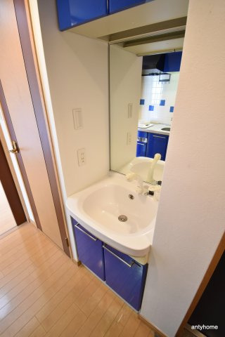 シャンティ千歳　仲介手数料無料の洗面所