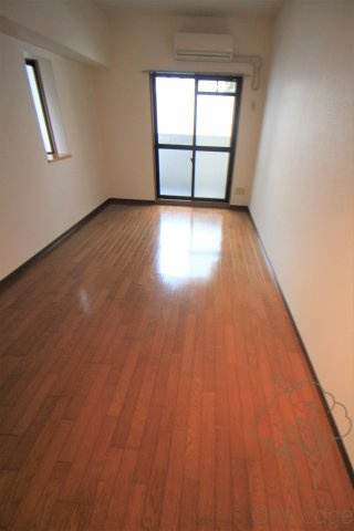 エスリード堂島の内装