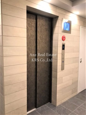 【その他共用部分】 | エスリード大阪上本町レジェーロ | エレベーターは防犯カメラが付いているので、安心です♪