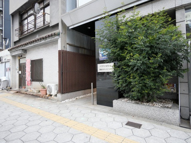CITY SPIRE難波サウスタワーのエントランス
