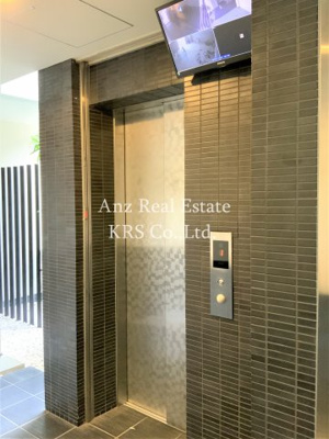 【その他共用部分】 | ソシオ心斎橋 | エレベーターは防犯カメラが付いているので、安心です♪