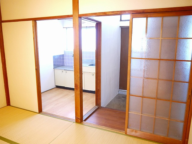 平和マンションの和室|日本らしい落ち着いた雰囲気の和室です