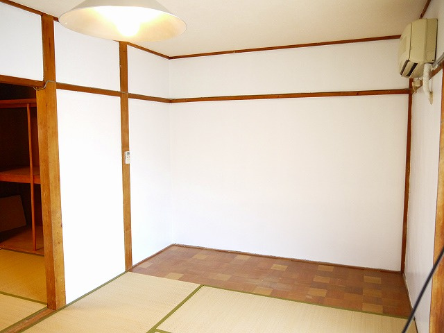 平和マンションの内装|明るい色調の室内です