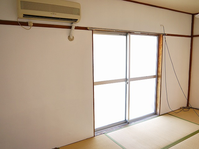 平和マンションの和室|柔らかい畳が心地よい和室
