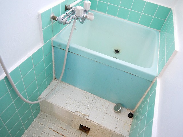 平和マンションの浴室|コンパクトで使いやすいお風呂です