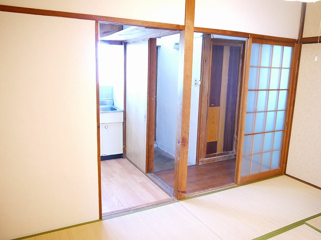 平和マンションの居間・リビング