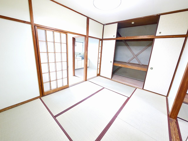 平和マンションの和室|和室があれば、来客や子供用のスペースとして活躍します