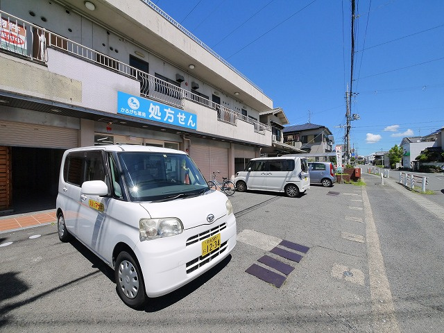 コーポ米山の駐車場