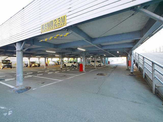 柏木町店舗（404-1）の駐車場