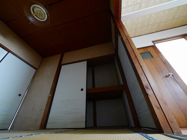 東ハウスの収納