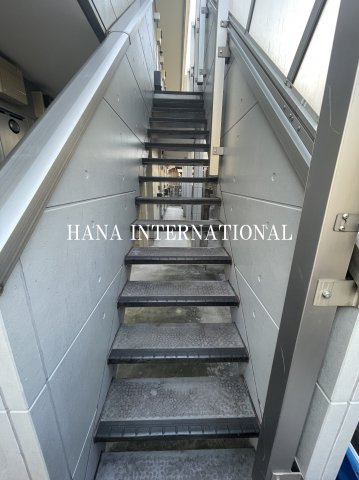 立川パークサイドのエントランス