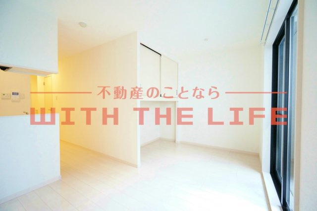 ベルリネッタ【キャッシュバック対象物件】の居間・リビング|使いやすいリビングです