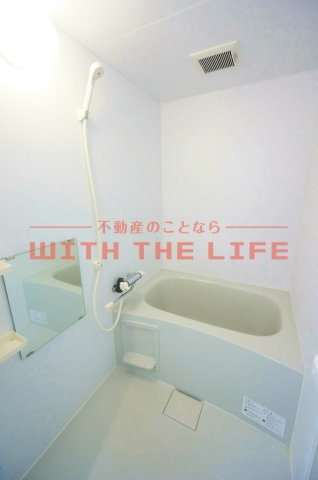 ベルリネッタ【キャッシュバック対象物件】の浴室|落ち着いた空間のお風呂です