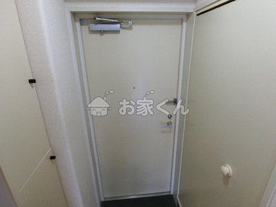 【玄関】 | シェスタ白川台 | シューズボックス付き玄関(別のお部屋の写真です)