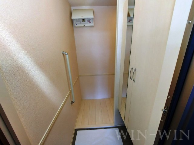 オアシス牛川 Ⅱの玄関