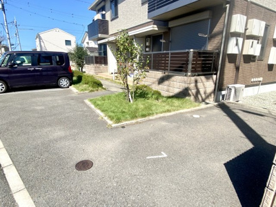 【駐車場】 | シャーメゾンふみ