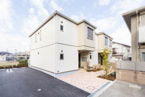 岸和田市磯上町４丁目のハイツ