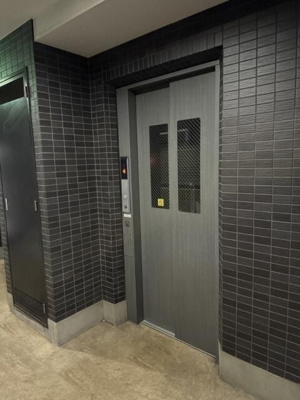 【ロビー】 | Ｅｍｉｇｒａｎｔ