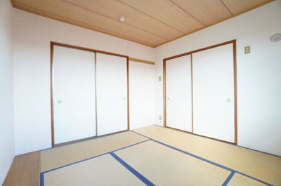 【洋室】 | カーサみつわ台 E | ※同物件・同タイプの写真です。