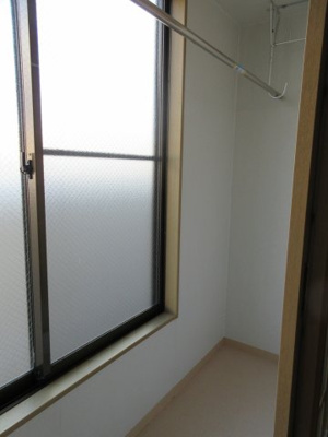 【バルコニー】 | ソシアルコート八橋 | 室内物干し