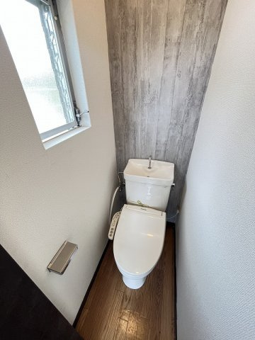 シャーミー諏訪野【10,000円キャッシュバック対象物件】のトイレ|シンプルで使いやすいトイレです