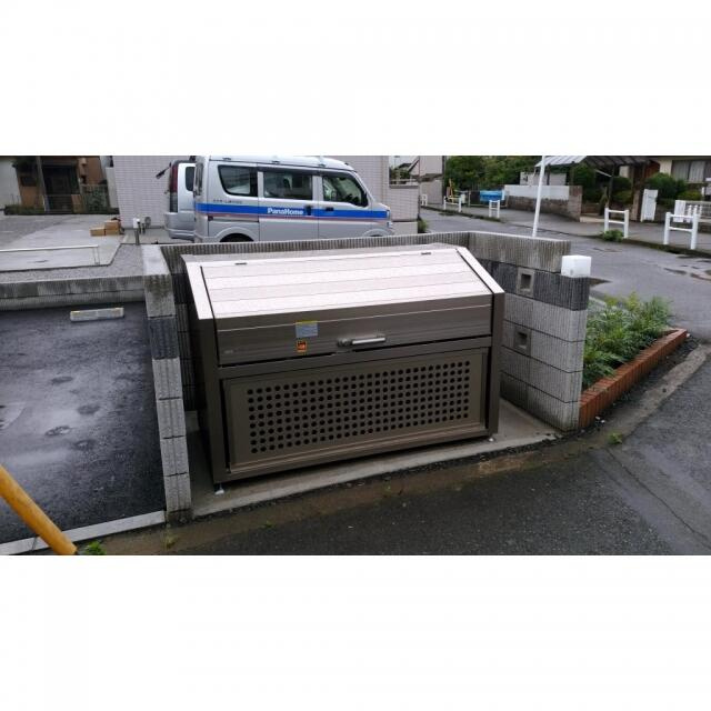 稲城市東長沼のアパートのその他共用部分