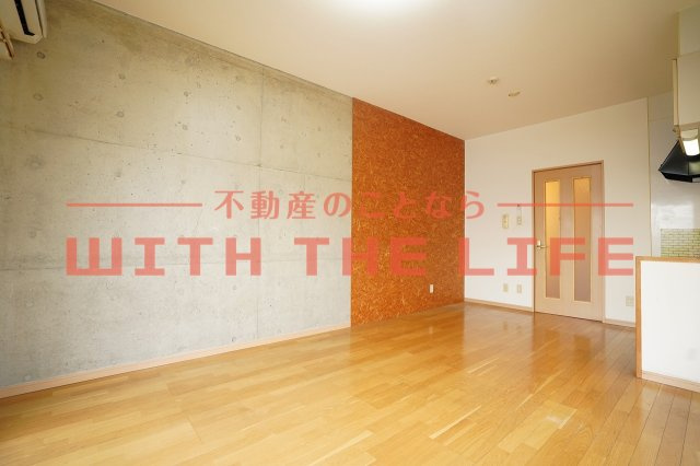 カドル【キャッシュバック対象物件】の居間・リビング|使いやすいリビングです