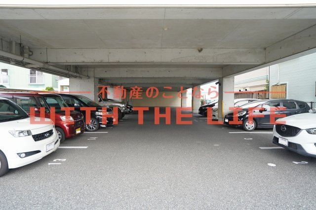 カドル【キャッシュバック対象物件】の駐車場|駐車スペースもあります