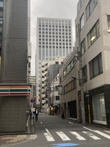 土田シャツビルの周辺